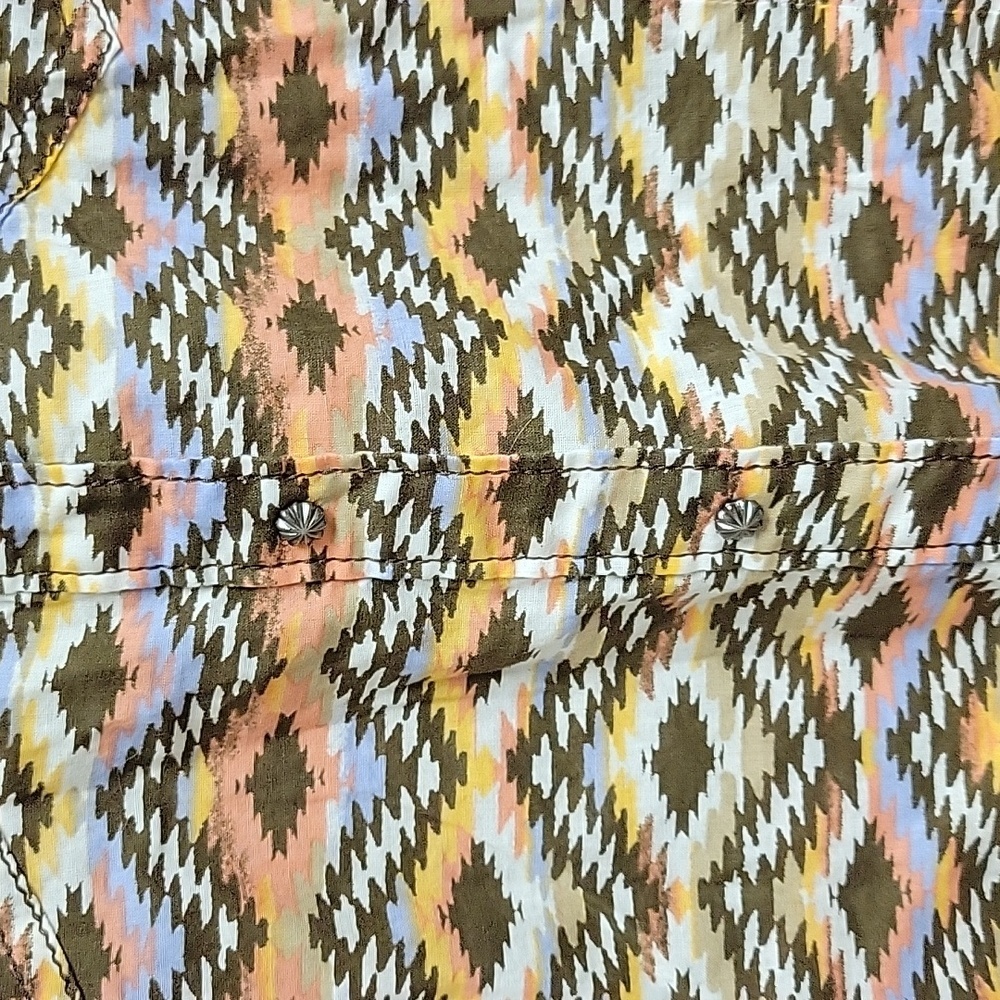 Ariat Multicolor Patterned Women's Top - Picture 2 of 7